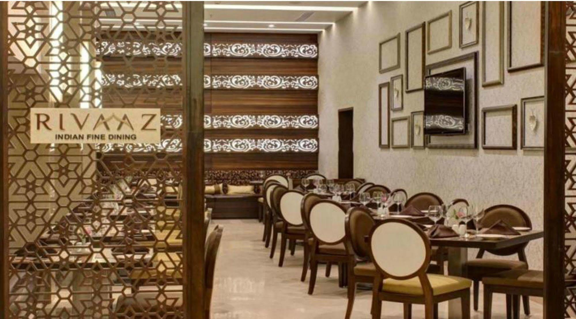 The Sahil Hotel Bombaj Zewnętrze zdjęcie